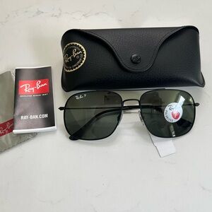 Ray-Ban polarized pilot sunglasses 59mm New w tags